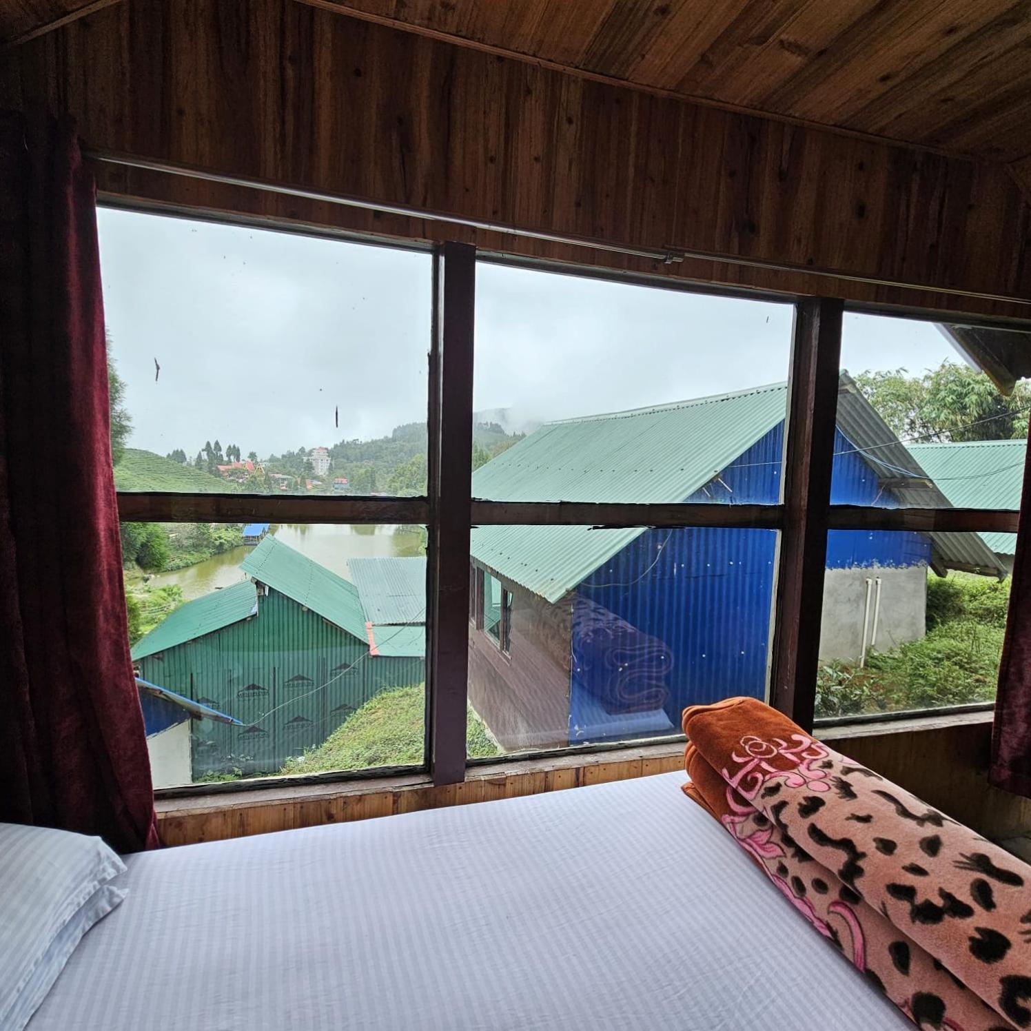 Lake View Resort Masala Zone Suryodaya Bagian luar foto